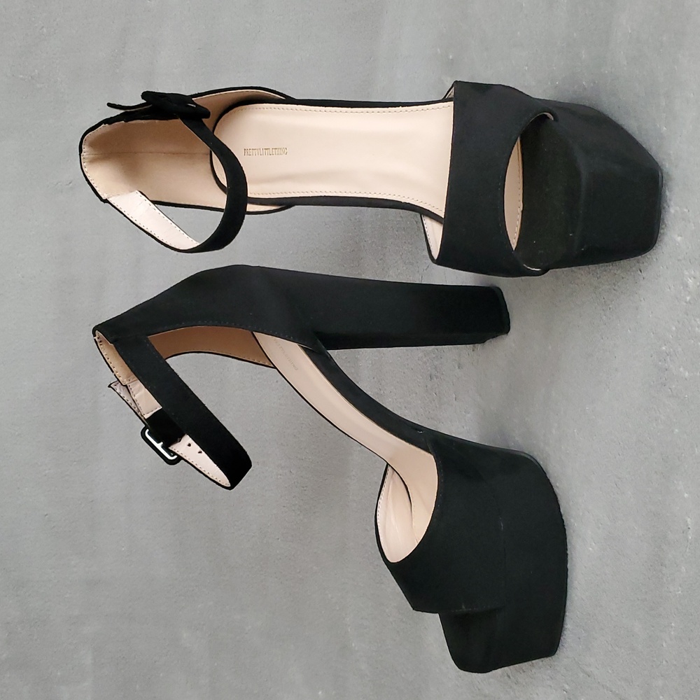 PRETTY LITTLE THING Black Faux Suede Platform Block Heels WOMEN'S SIZE: 7